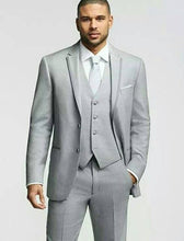 Load image into Gallery viewer, Groomsmen Peaked Black Lapel Groom Tuxedos